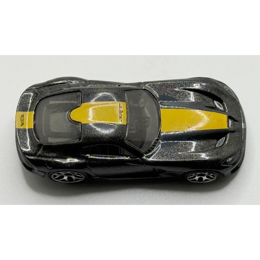 Hot Wheels Multipack Exclusive Dodge SRT Viper‎ Black/Yellow w/Chrome 2013
